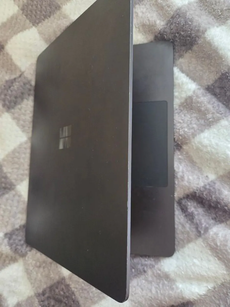 surface laptop 7 (intel) - Image 3