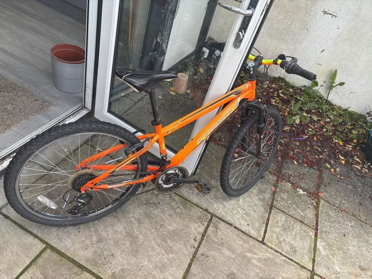 Bike suitable for 6 year old to 10 year old. - Image 2