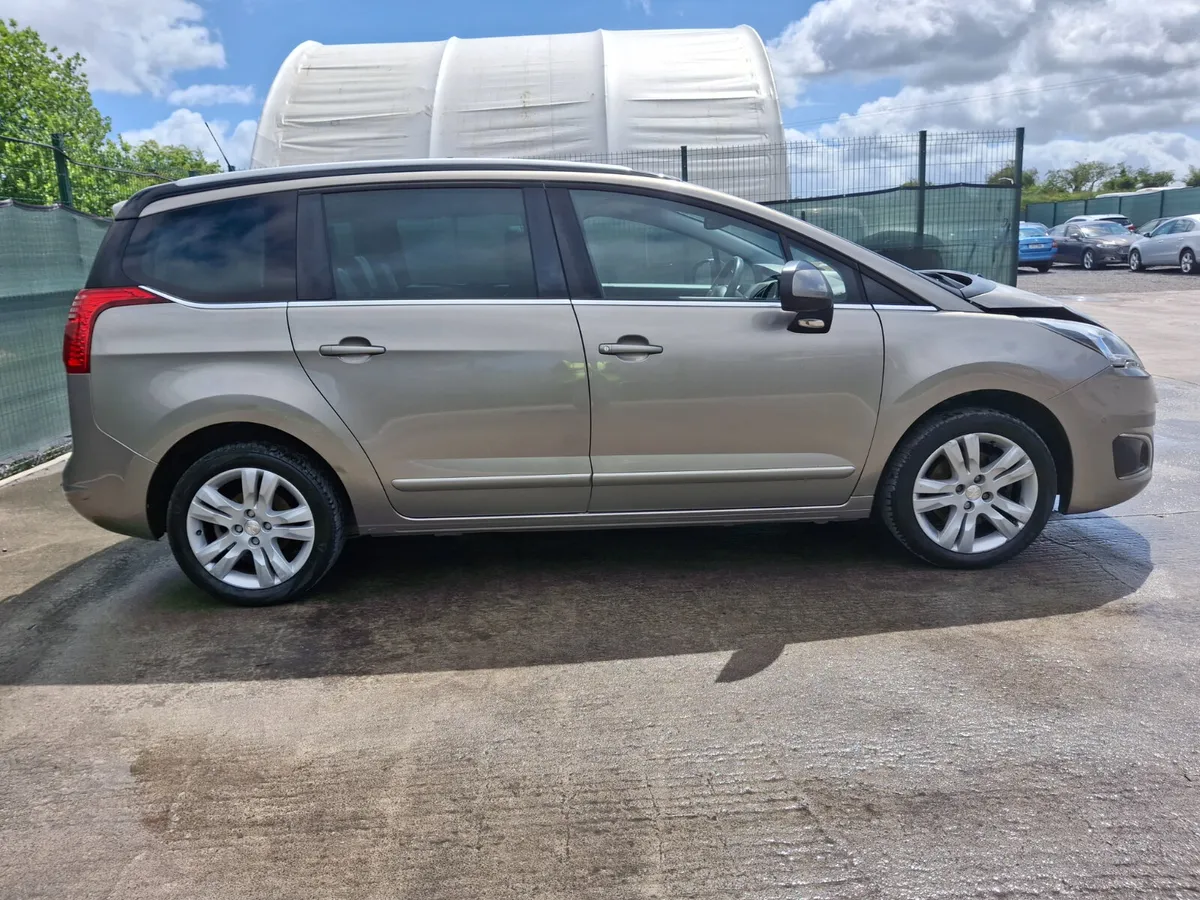 162 Peugeot 5008  Diesel 7 Seater - Image 4