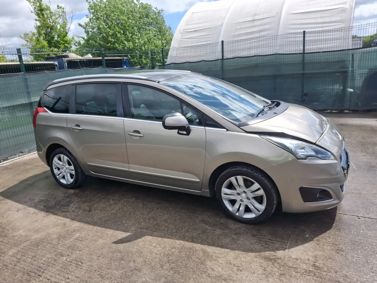 162 Peugeot 5008  Diesel 7 Seater - Image 3