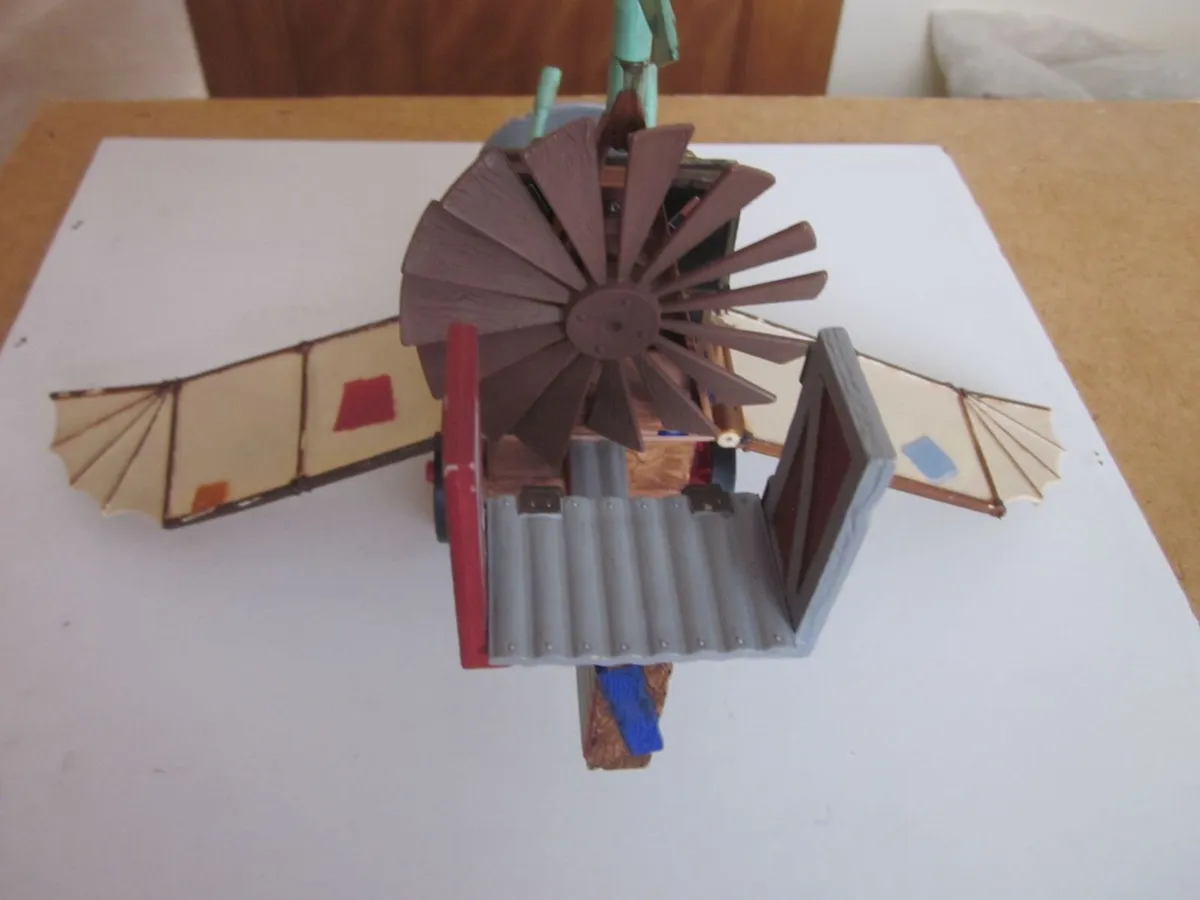 Chicken Run Rocky's Flying Machine Action Figure - Image 4
