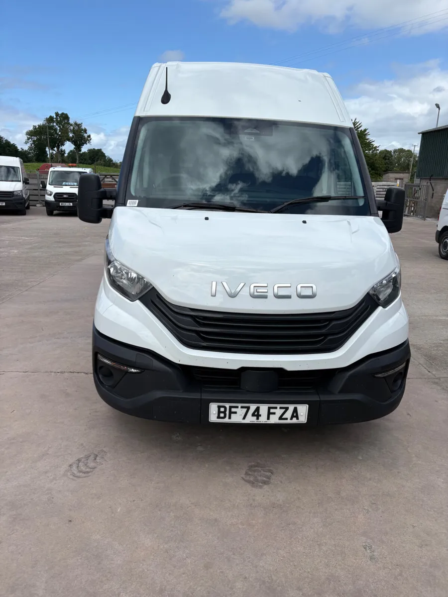 Oct 2024 Iveco Daily XLWB Low Miles Finance Arrang - Image 3