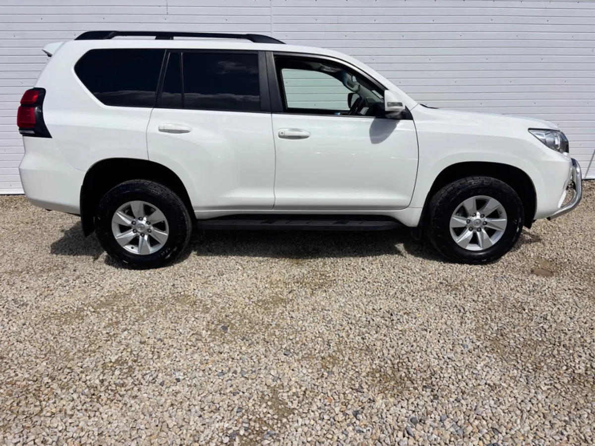 Toyota Land Cruiser LAND CRU CRUISER LWB C COMMERC - Image 2