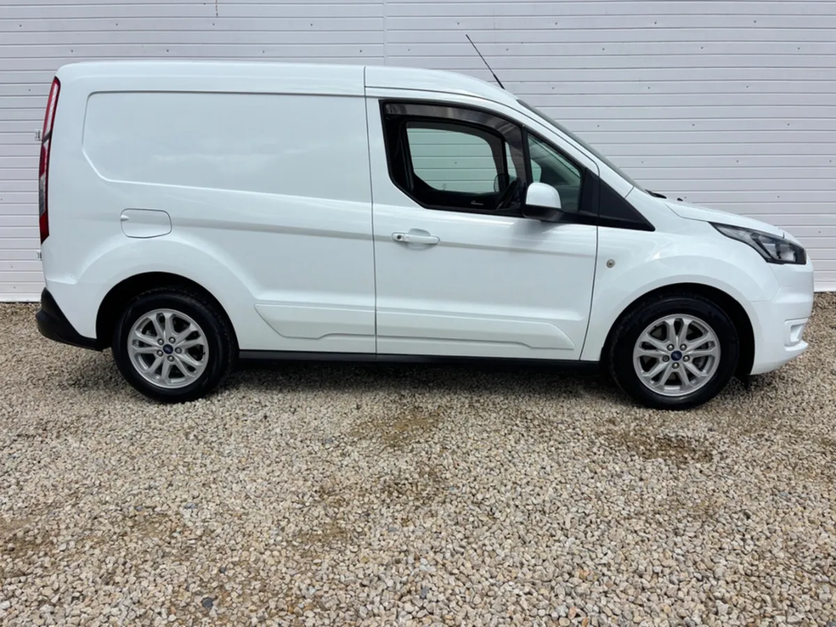 Ford Transit Connect LIMITED EDITION SWB 1.5 12 12 - Image 3