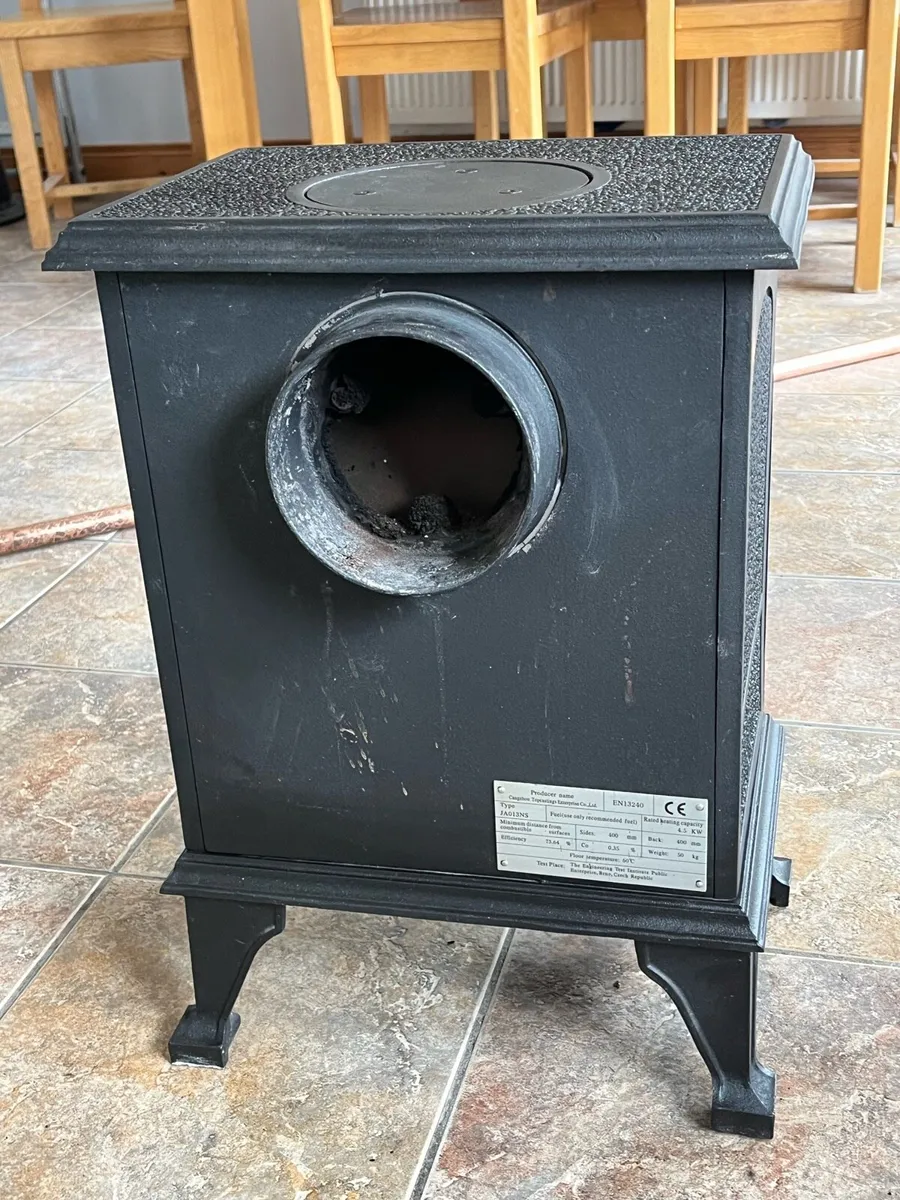 4.5kw solid fuel stove with harth - Image 3