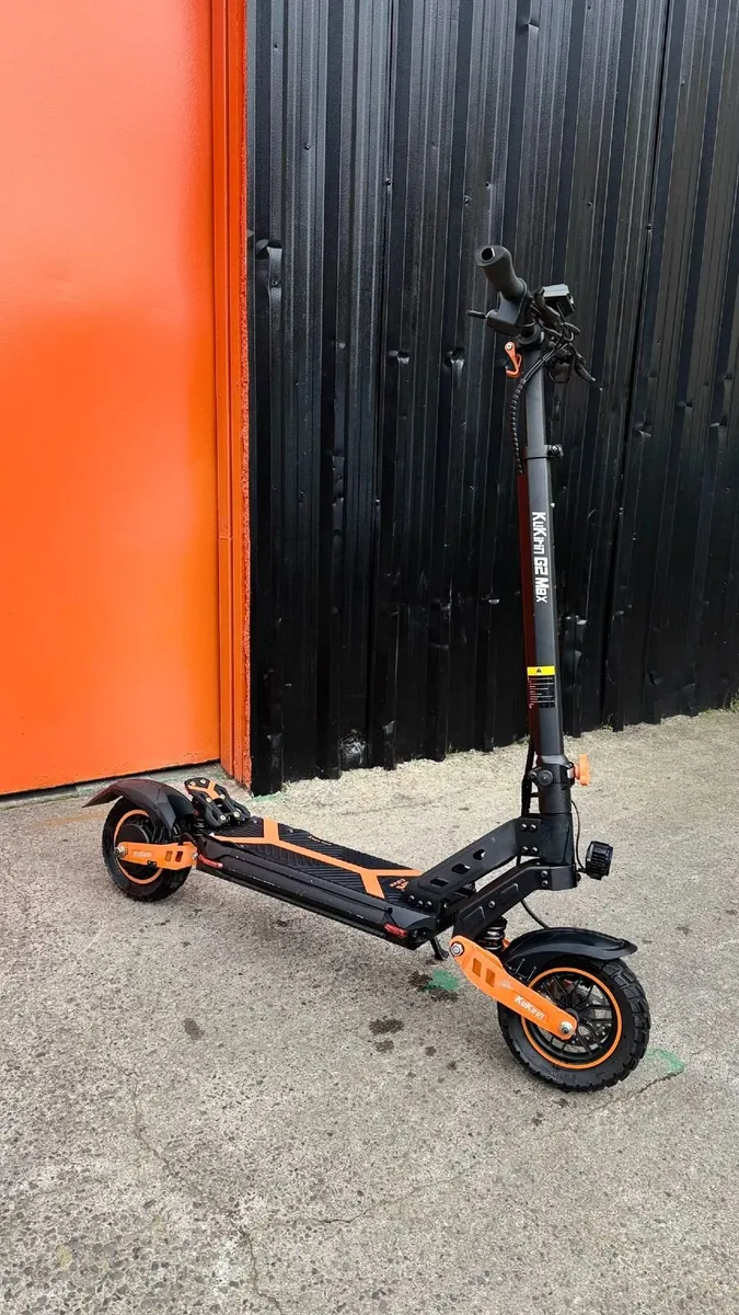 Kukirin G2 Max Scooter - Image 1