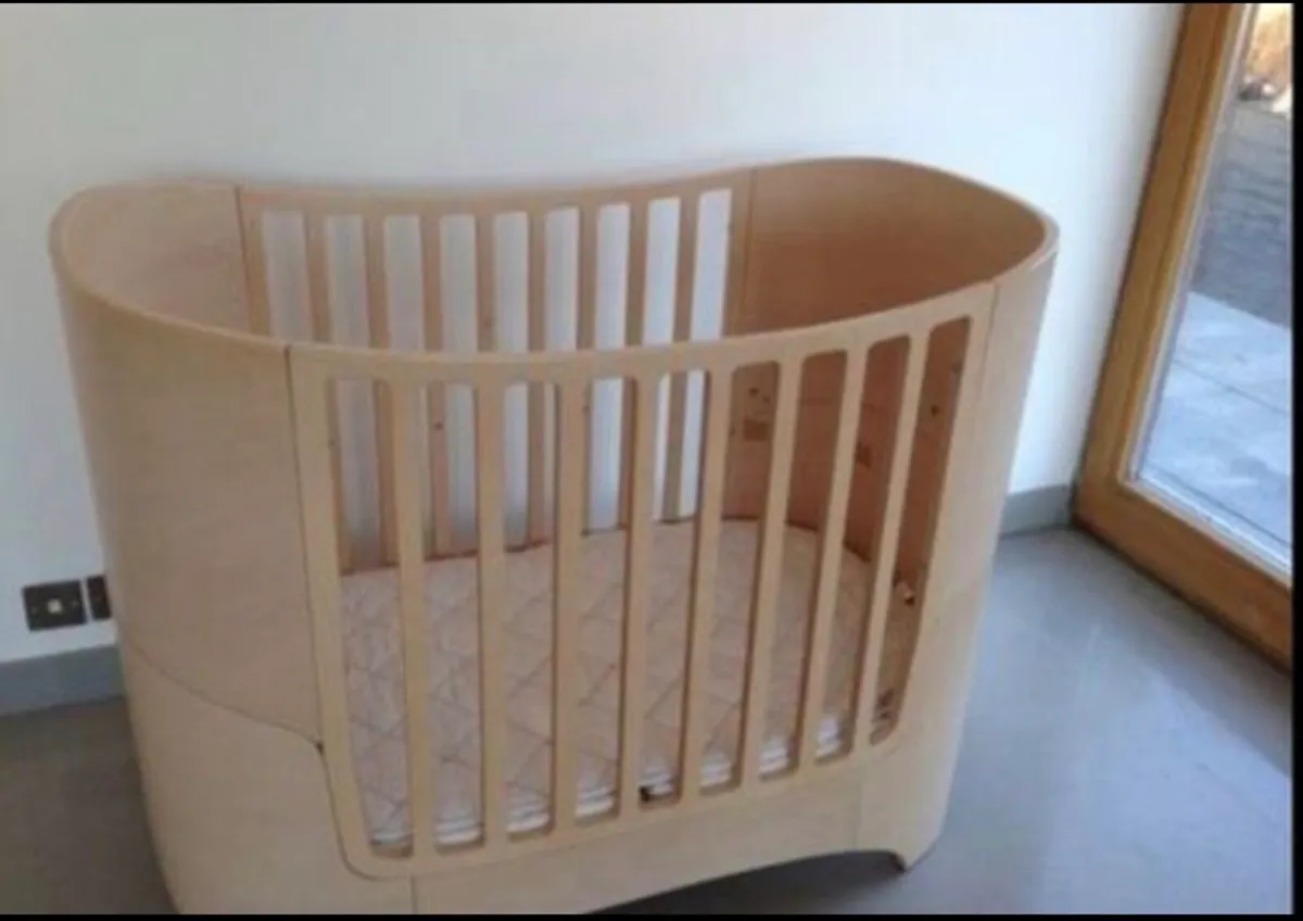 Leander cot bed - Image 1