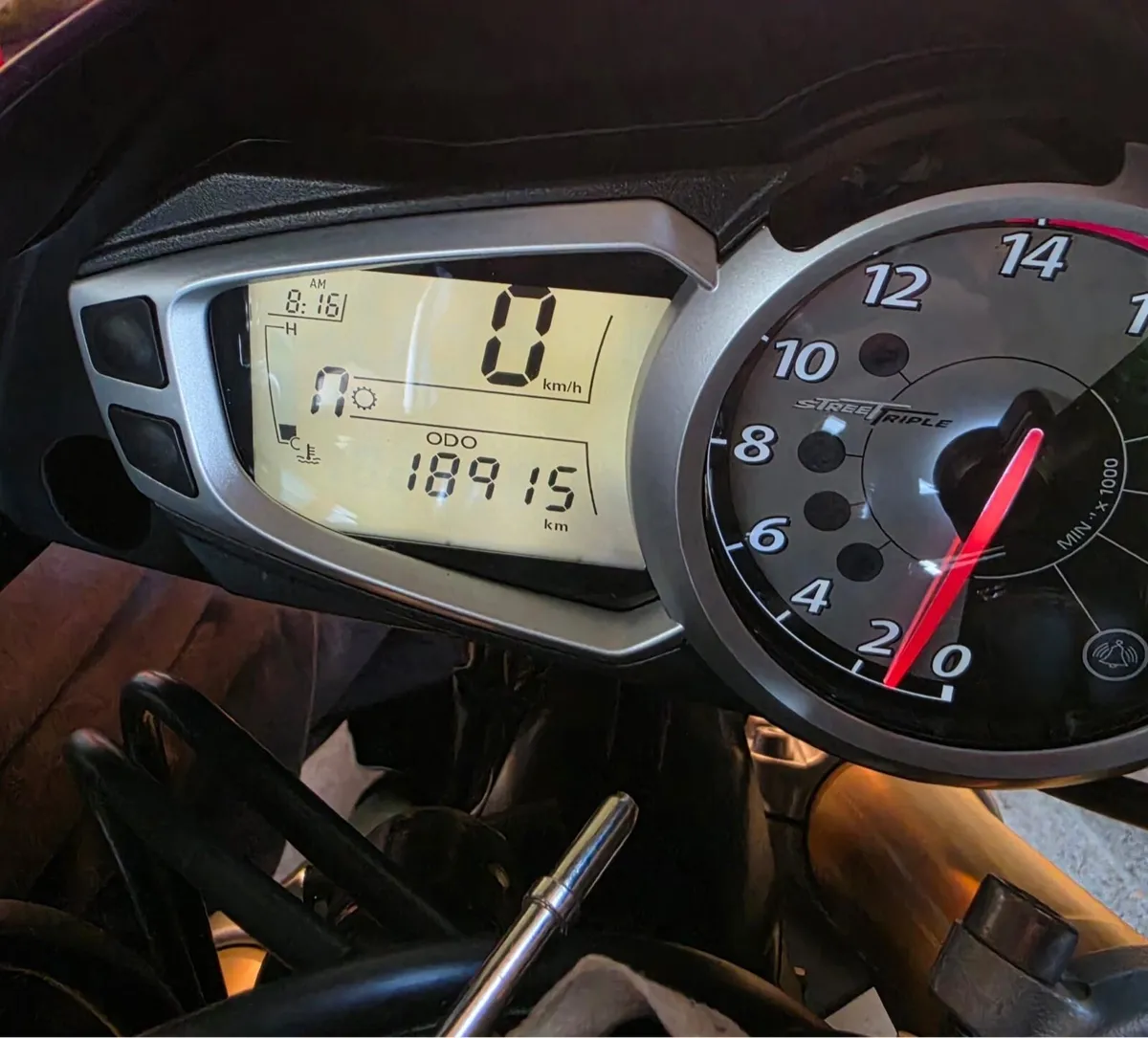 Triumph speed Triple 675 - Image 2