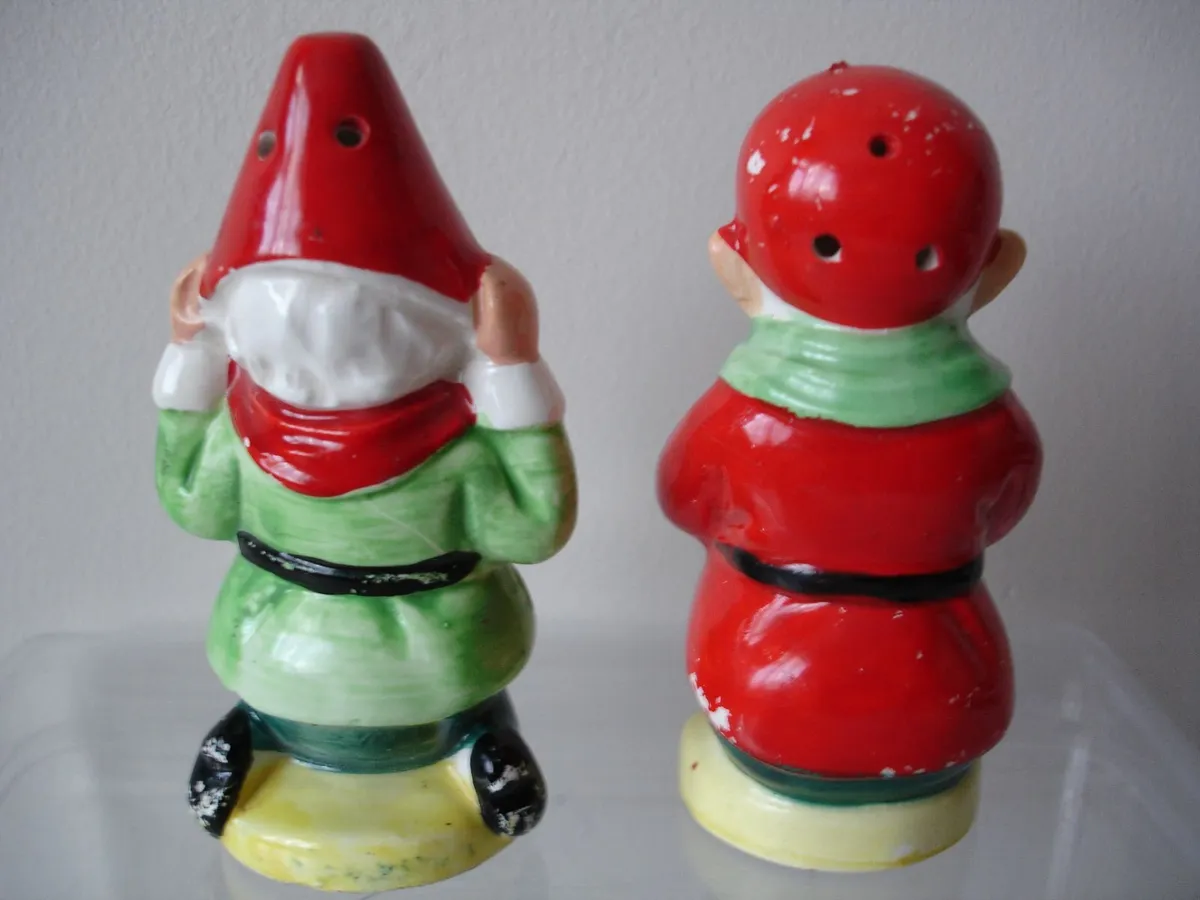 Vintage  Leprechaun Ceramic  Salt/Pepper Shakers - Image 2