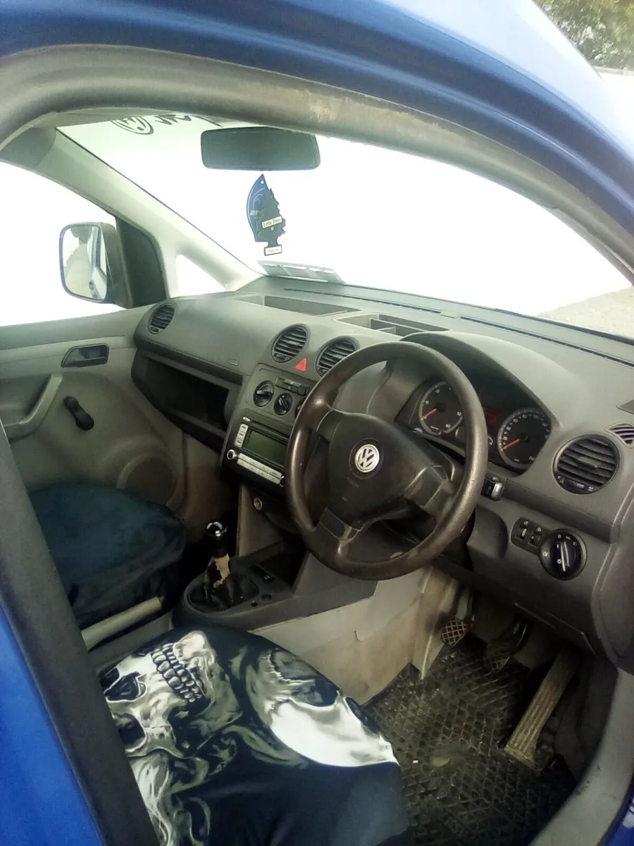 Volkswagen Caddy 2007 - Image 4
