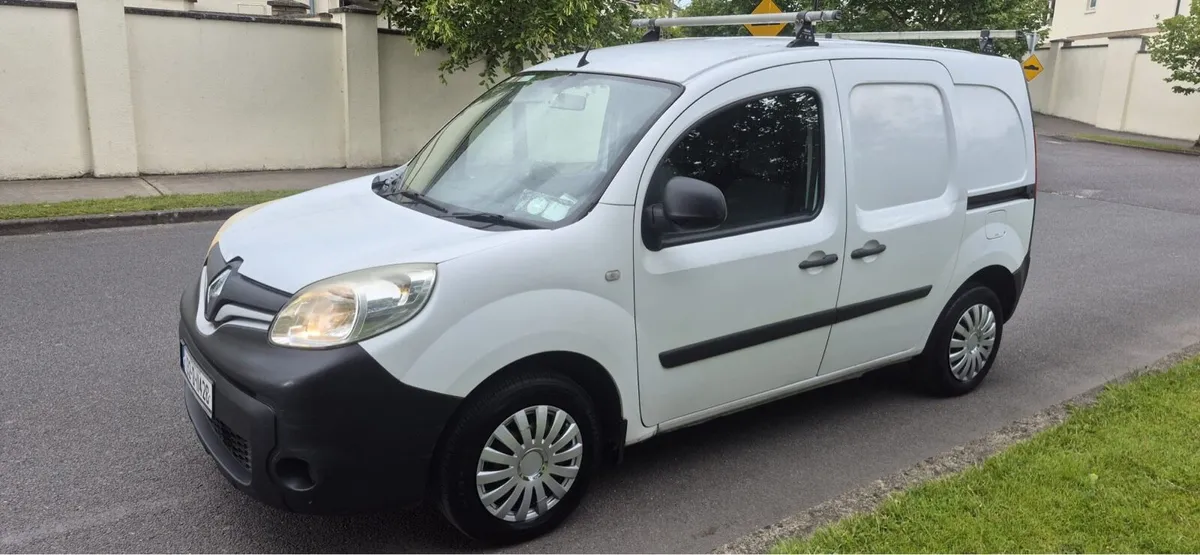 13 Renault Kangoo NEW DOE low mileage - Image 4