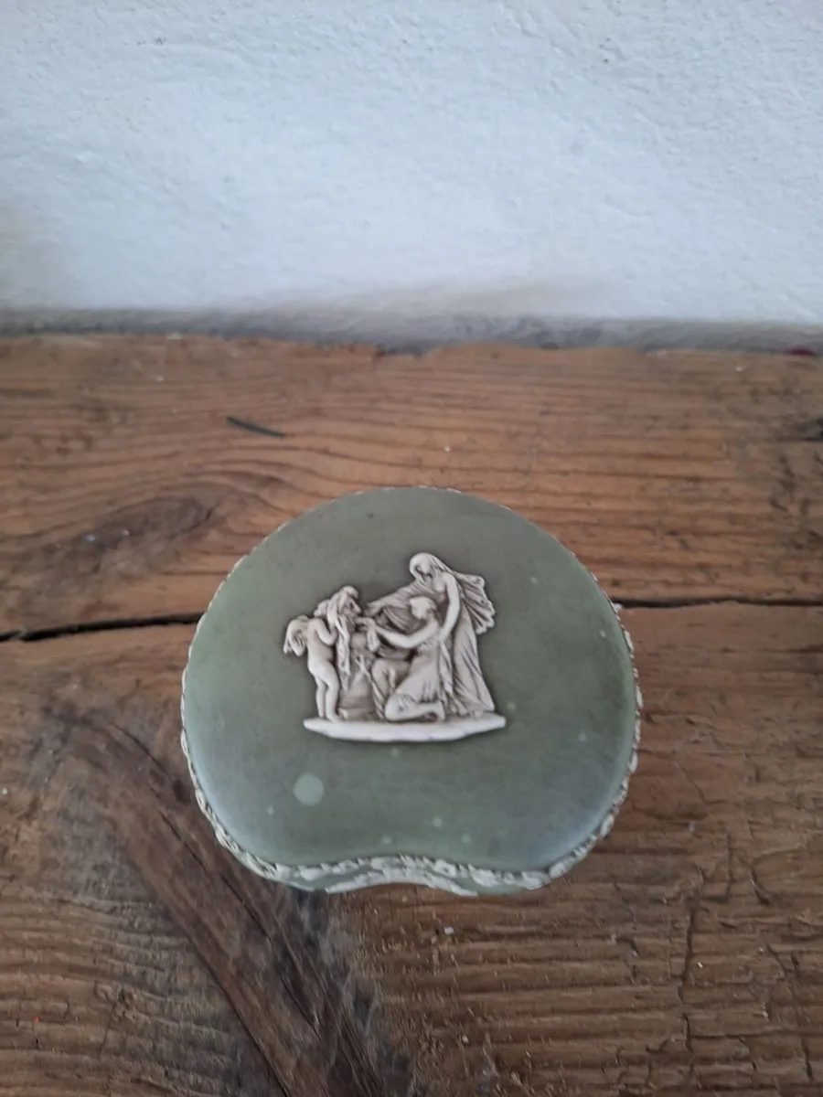 Vintage Wedgwood Trinket Box