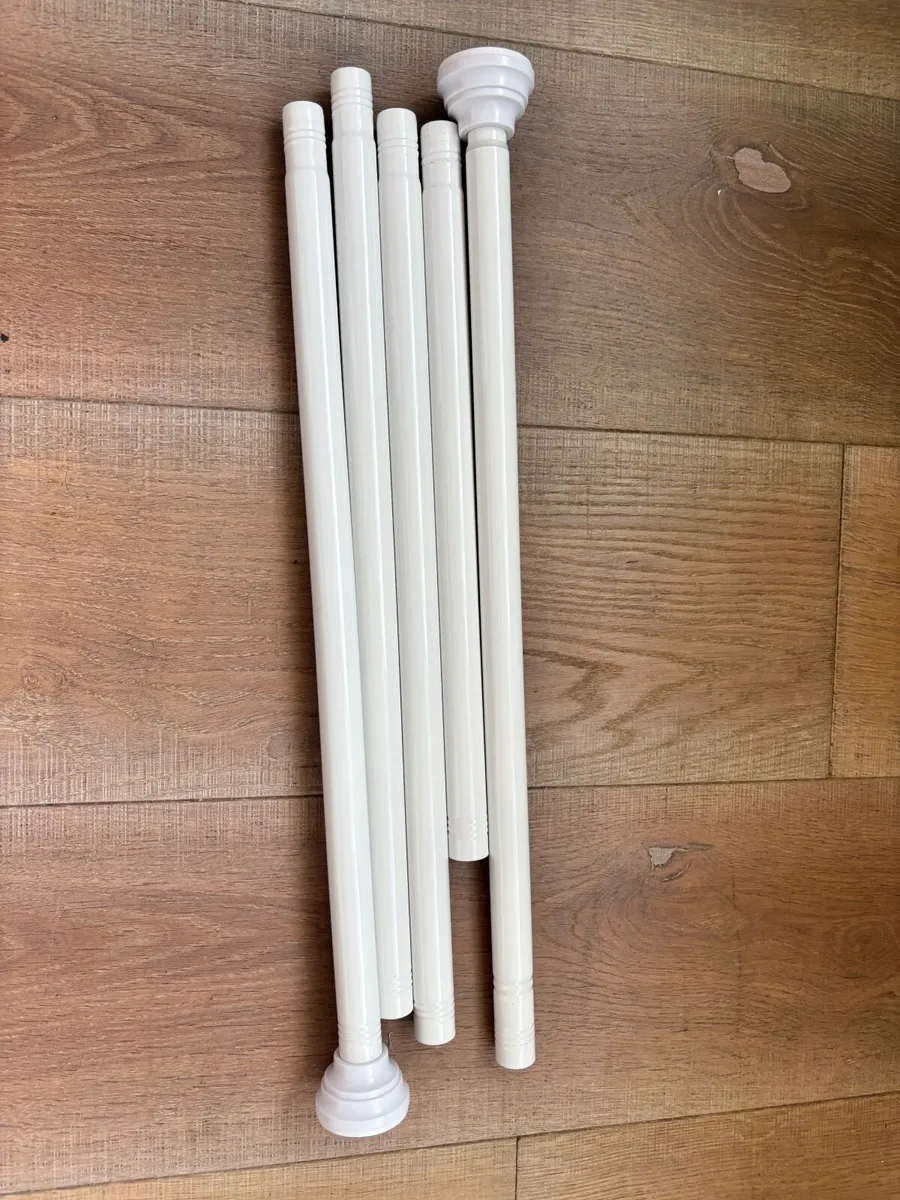 Extendable curtain pole - Image 3