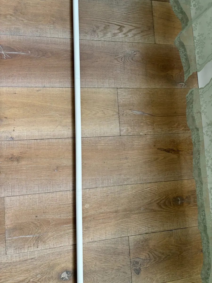 Extendable curtain pole - Image 4