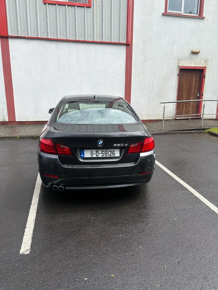 2011 bmw 520d - Image 4