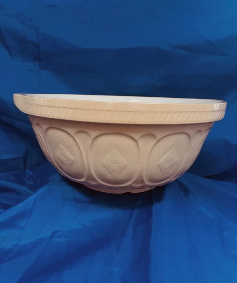 T.G. Green The Grip stand Mixing Bowl  - Image 4