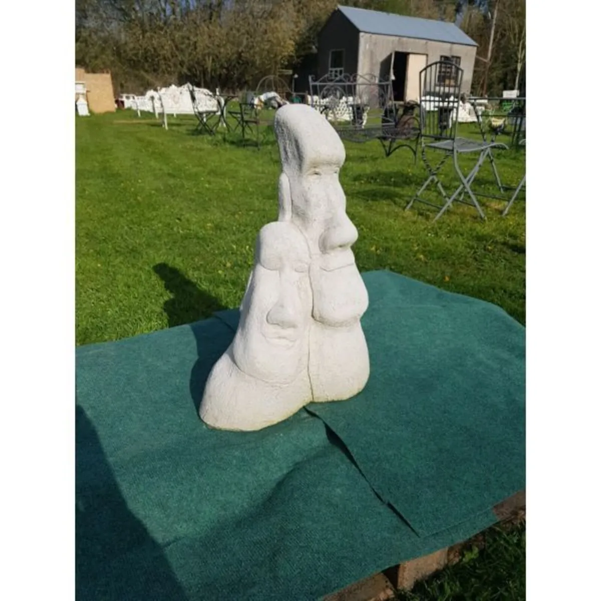 Easter head – Sleeping-GL-SS015