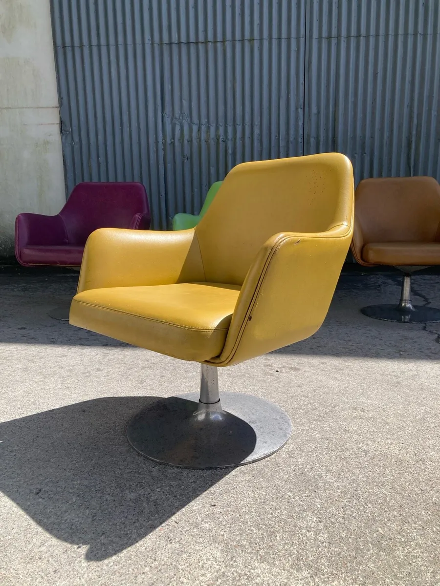 Spaceage Chairs - Warehouse Open Sat 13th May - Image 4