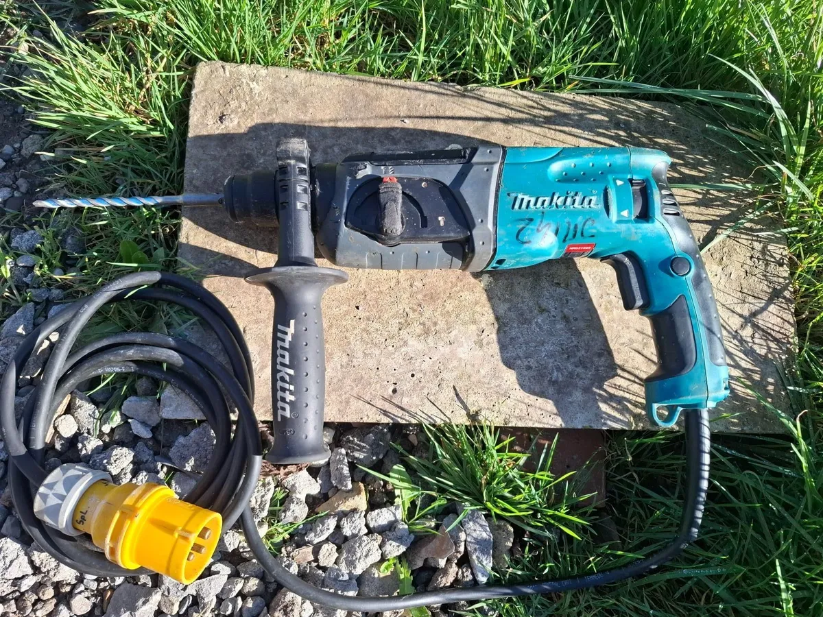 MAKITA  BREAKER//DRILL - Image 1