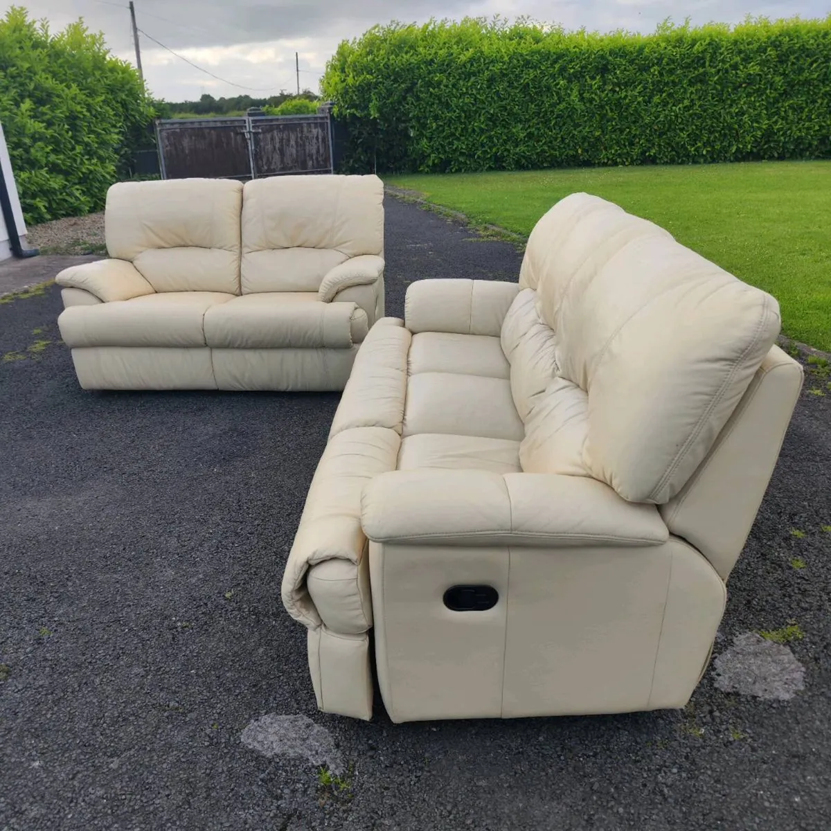 Real leather 3 & 2 sofas all recliner - Image 2