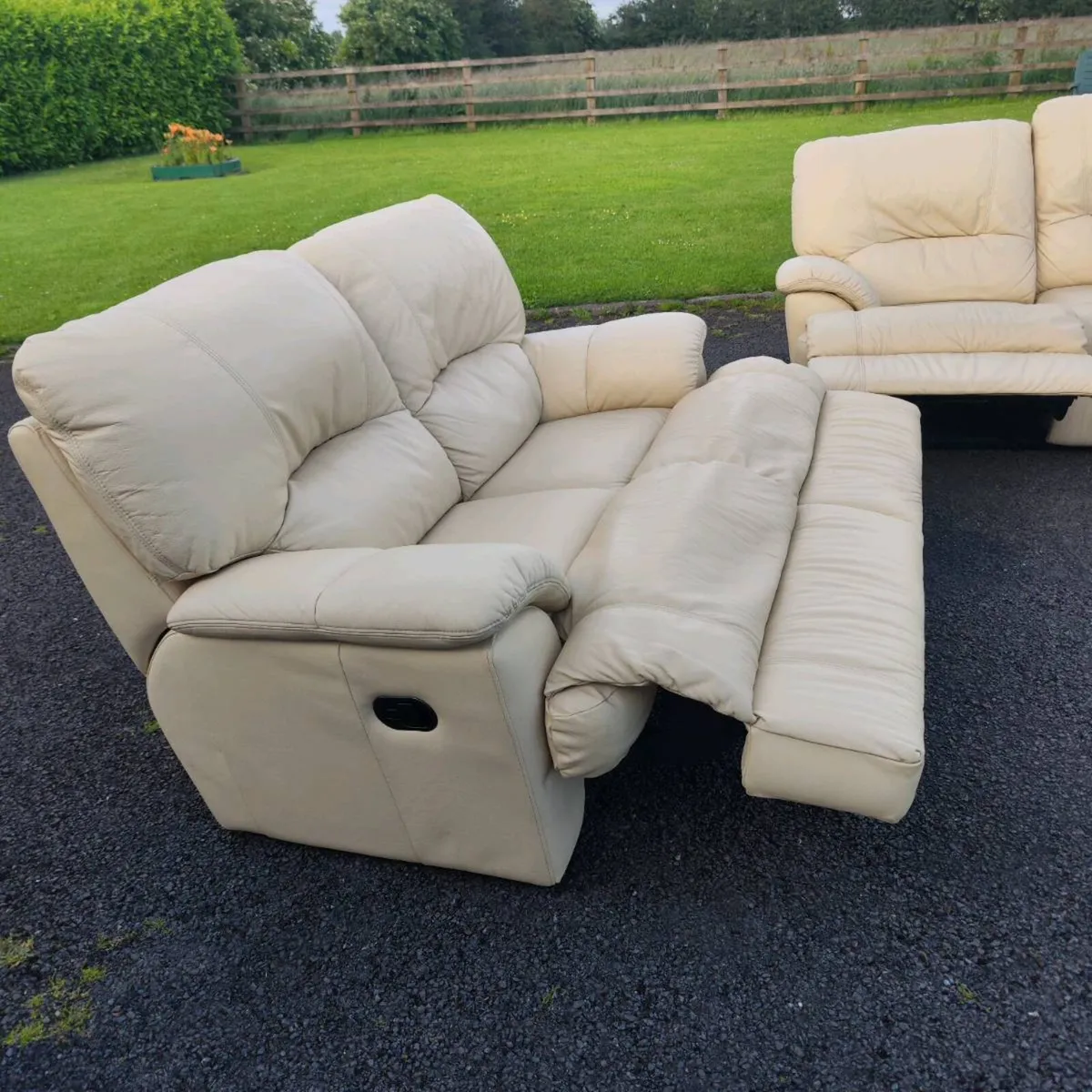 Real leather 3 & 2 sofas all recliner - Image 3