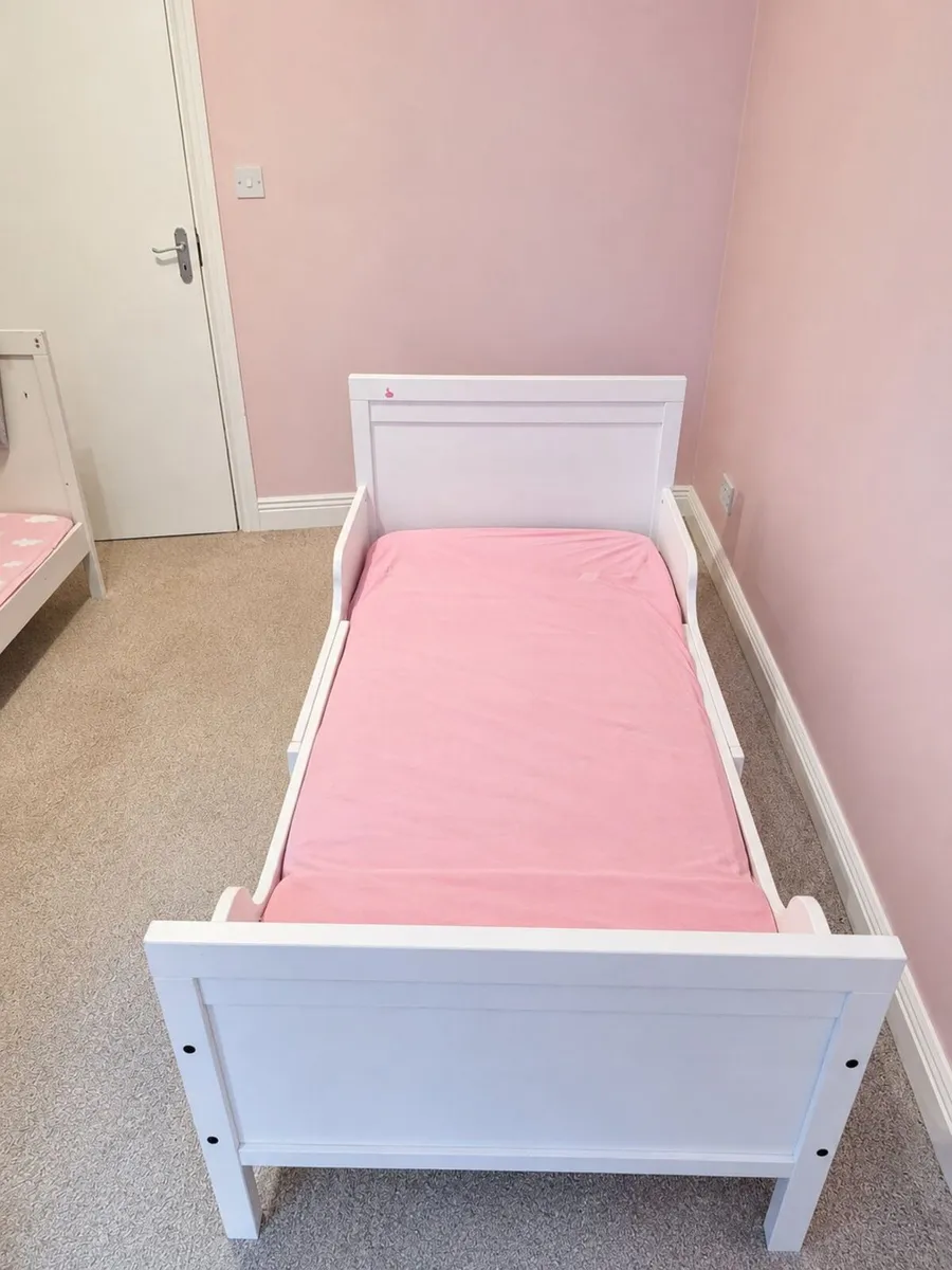 IKEA-Extendable Children's Bed with Mattress - Image 2