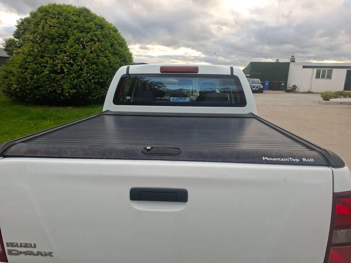 Isuzu D-Max 2016 - Image 2