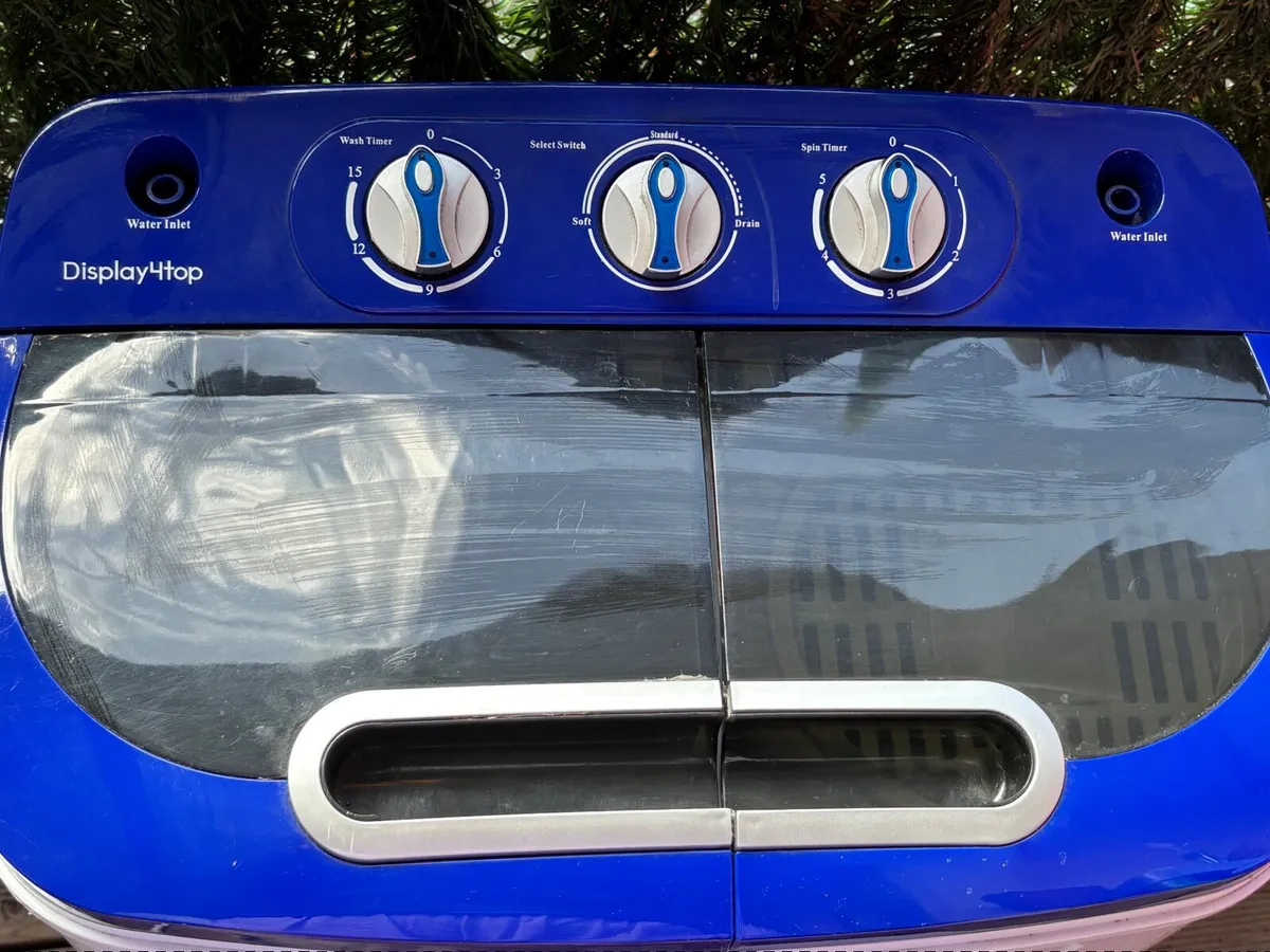 Portable washing machine - Image 1