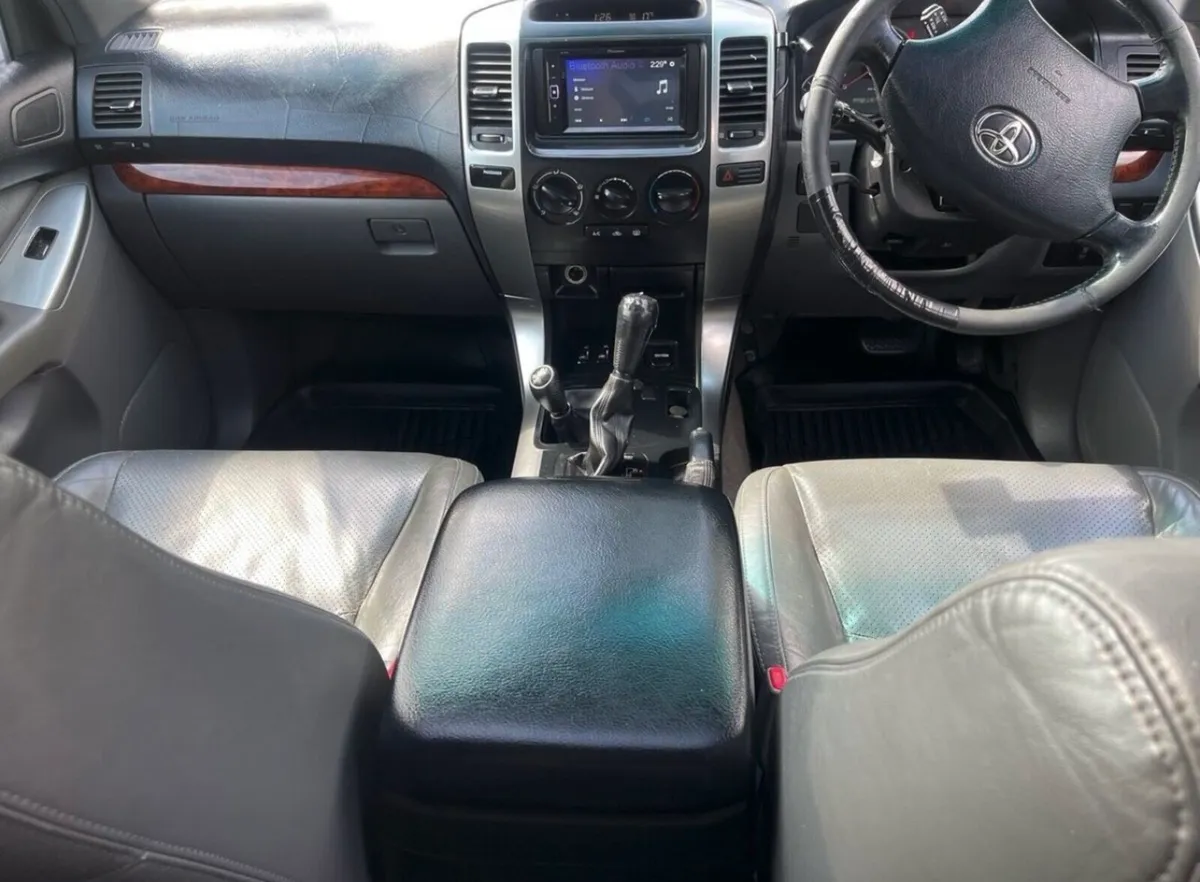 2006 Toyota Land Cruiser - Image 4