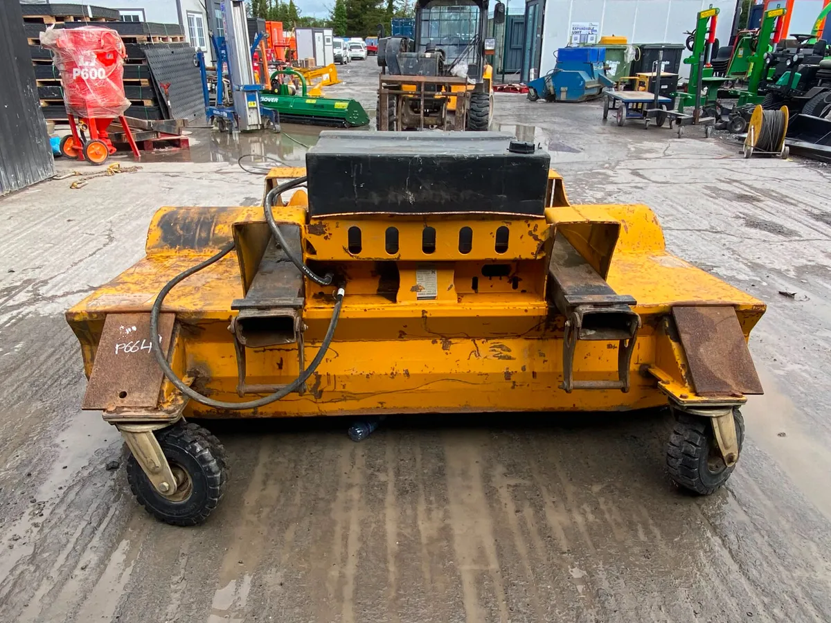Eastern Rs 220 Hydraulic Sweeper - Image 4