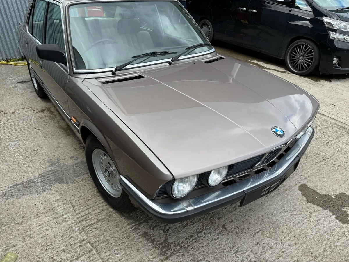 1986 BMW E28 525E - Image 4