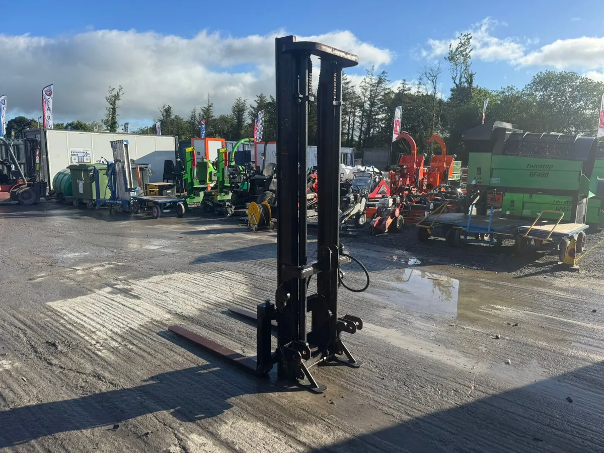 Three Point Linkage Hyster 2 Stage Mast - Image 4