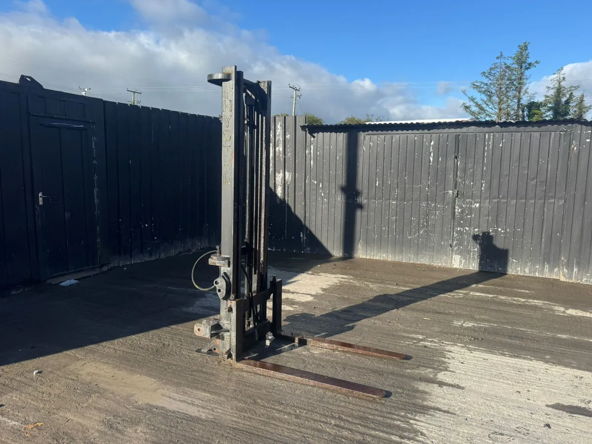 Three Point Linkage Hyster 2 Stage Mast - Image 1