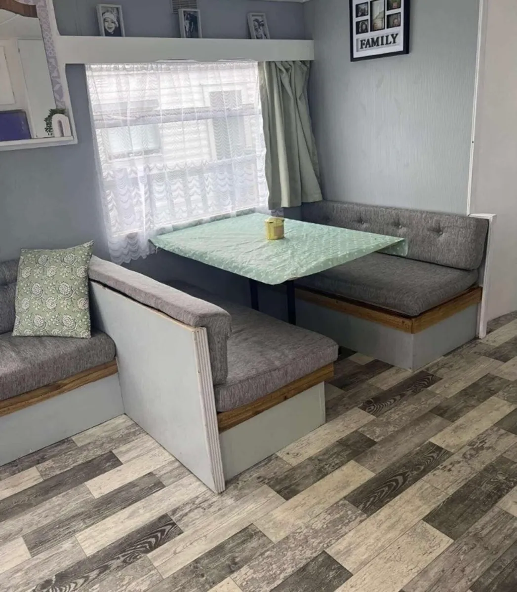 Mobile Home For Sale On Site - Image 4