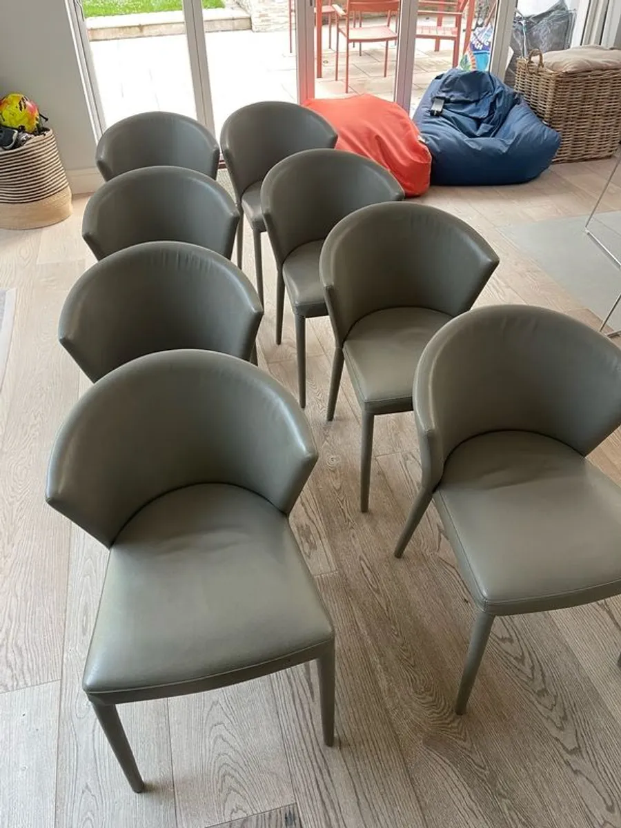 Calligaris all leather dining chairs (8) - Image 1