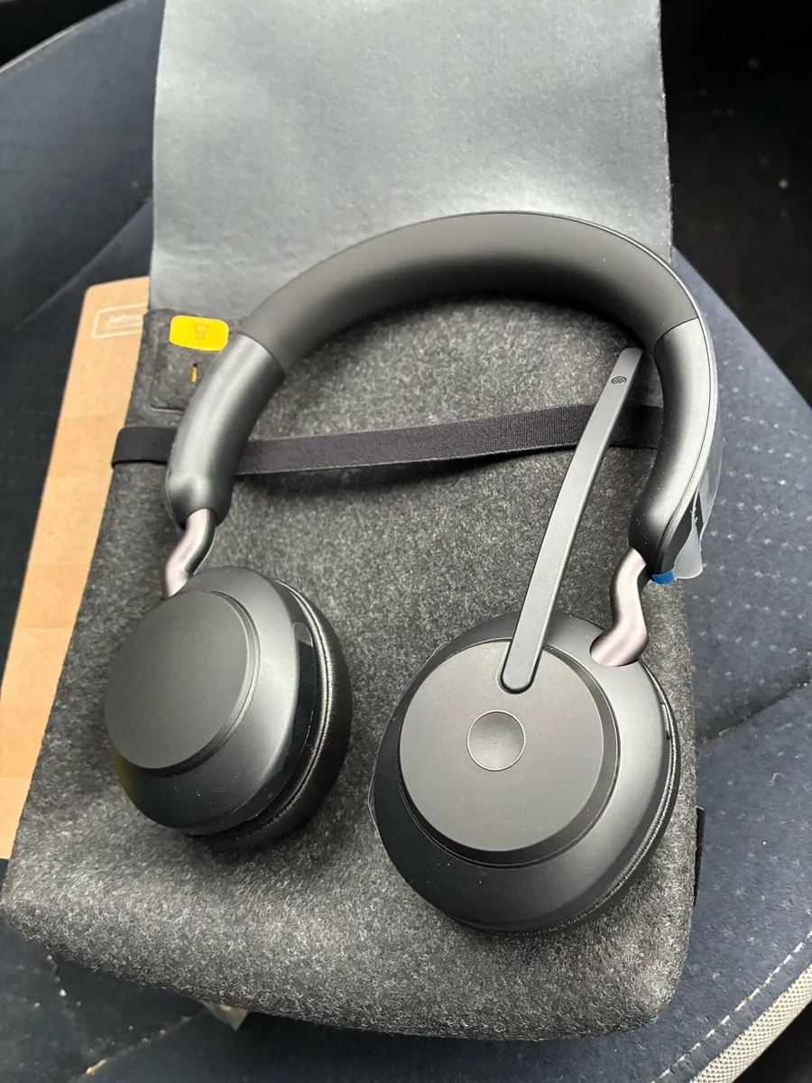 Jabra evolve2 65 Bluetooth headphones - Image 3