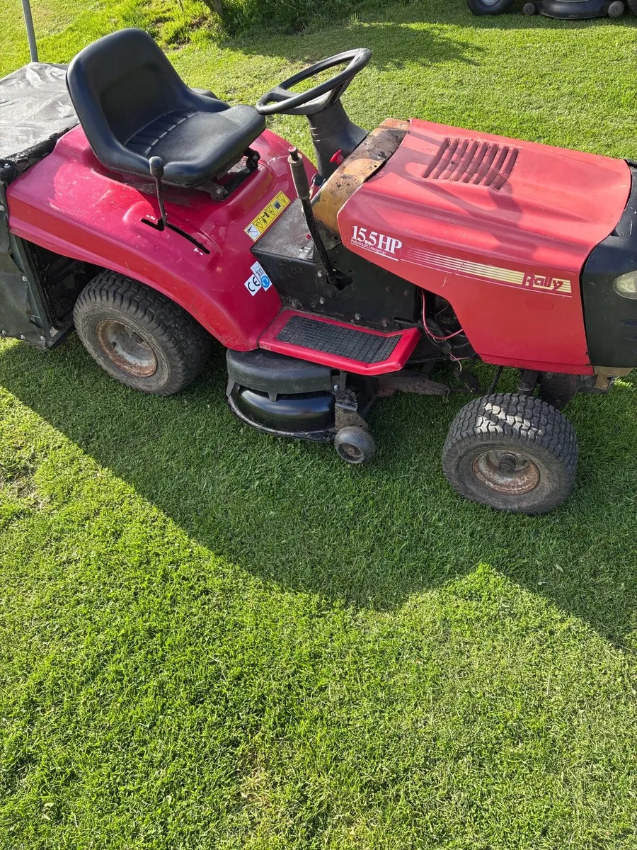 Ride on Lawnmower - Image 2