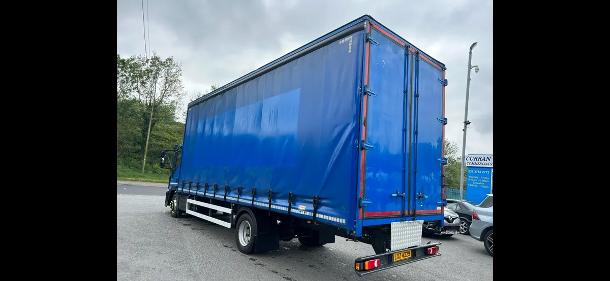2018 24ft Curtainsider with barn doors 8ft6 high - Image 3