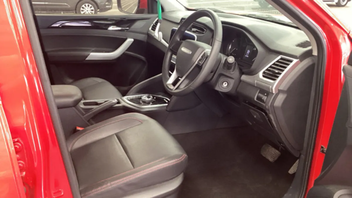 Maxus T90EV Elite Crewcab 2024 - Image 3