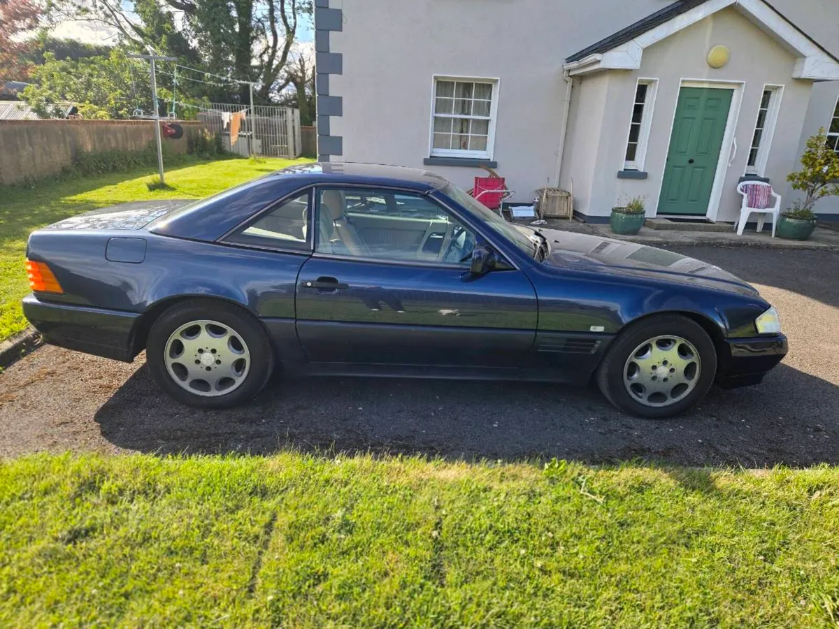 Mercedes-Benz 280 SL - Image 3