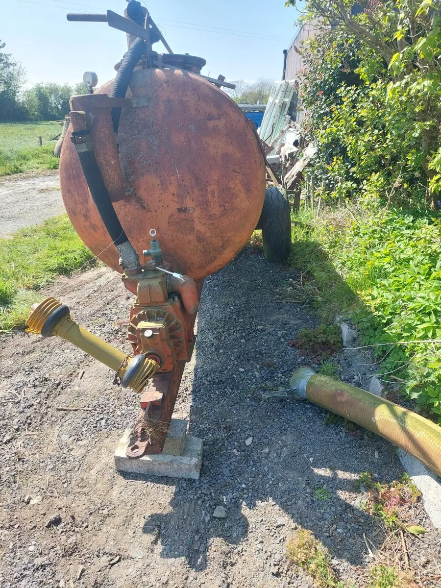 Slurry tanker - Image 2