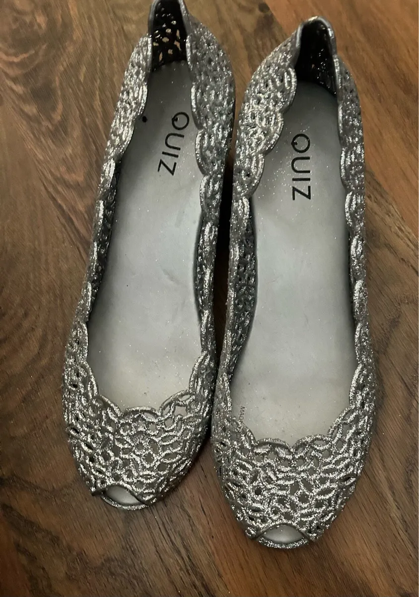 Quiz Silver Low wedge shoe size 6 - Image 2