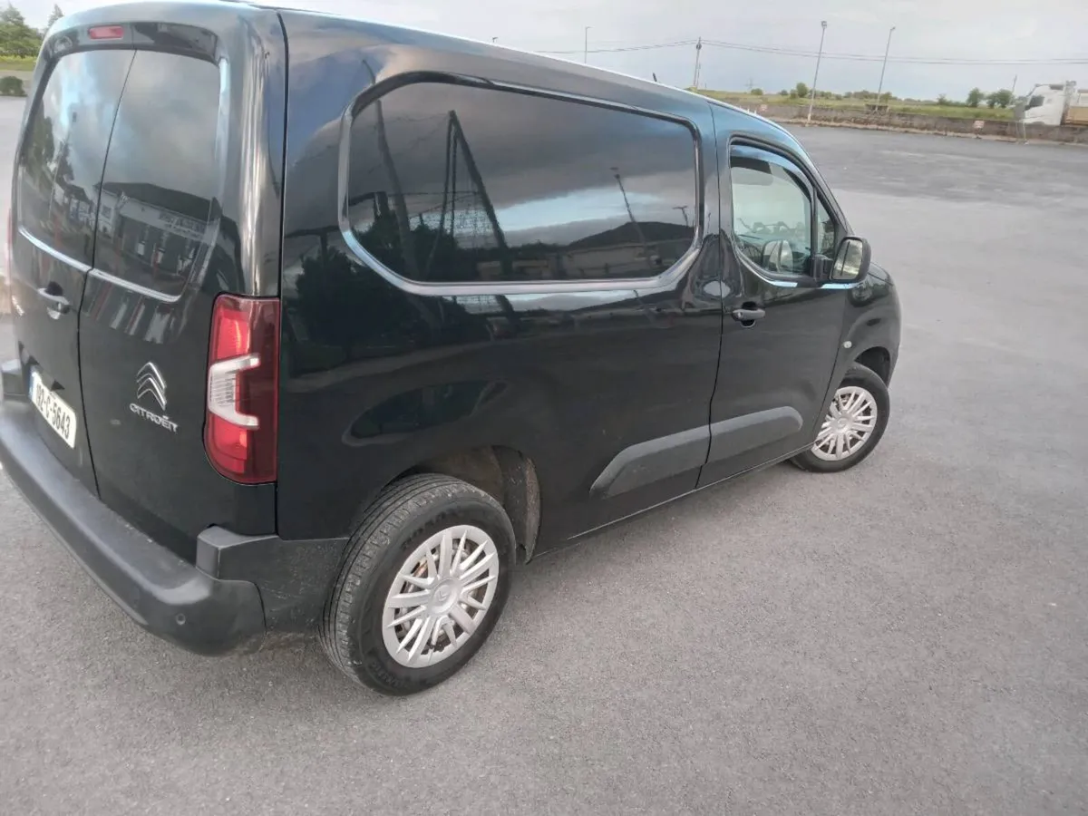 192 Citreon Berlingo - Image 4