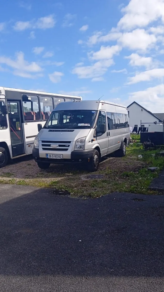 2006 ford transit mini bus - Image 1