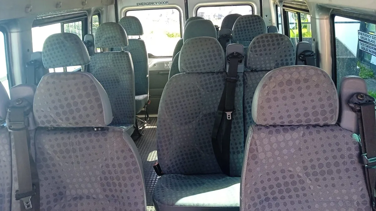 2006 ford transit mini bus - Image 2