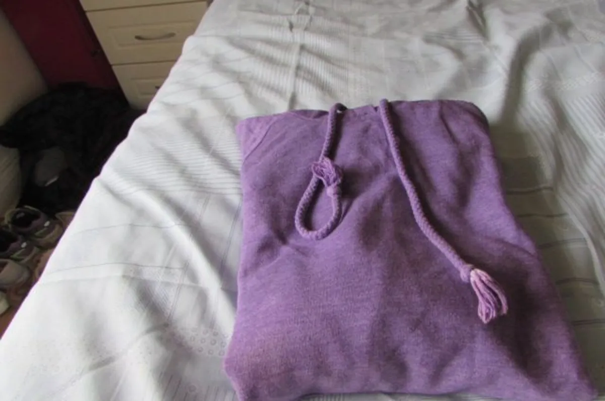 Ladies "Forever 21" Hoodie for Sale - Image 2