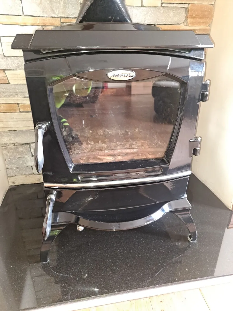 Stanley stove - Image 3