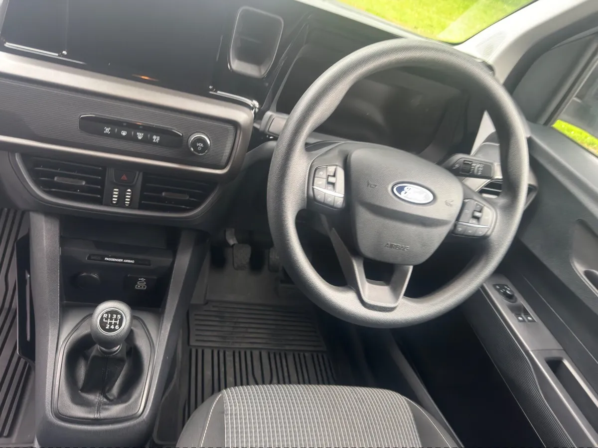 Ford Courier 2025 - Image 2