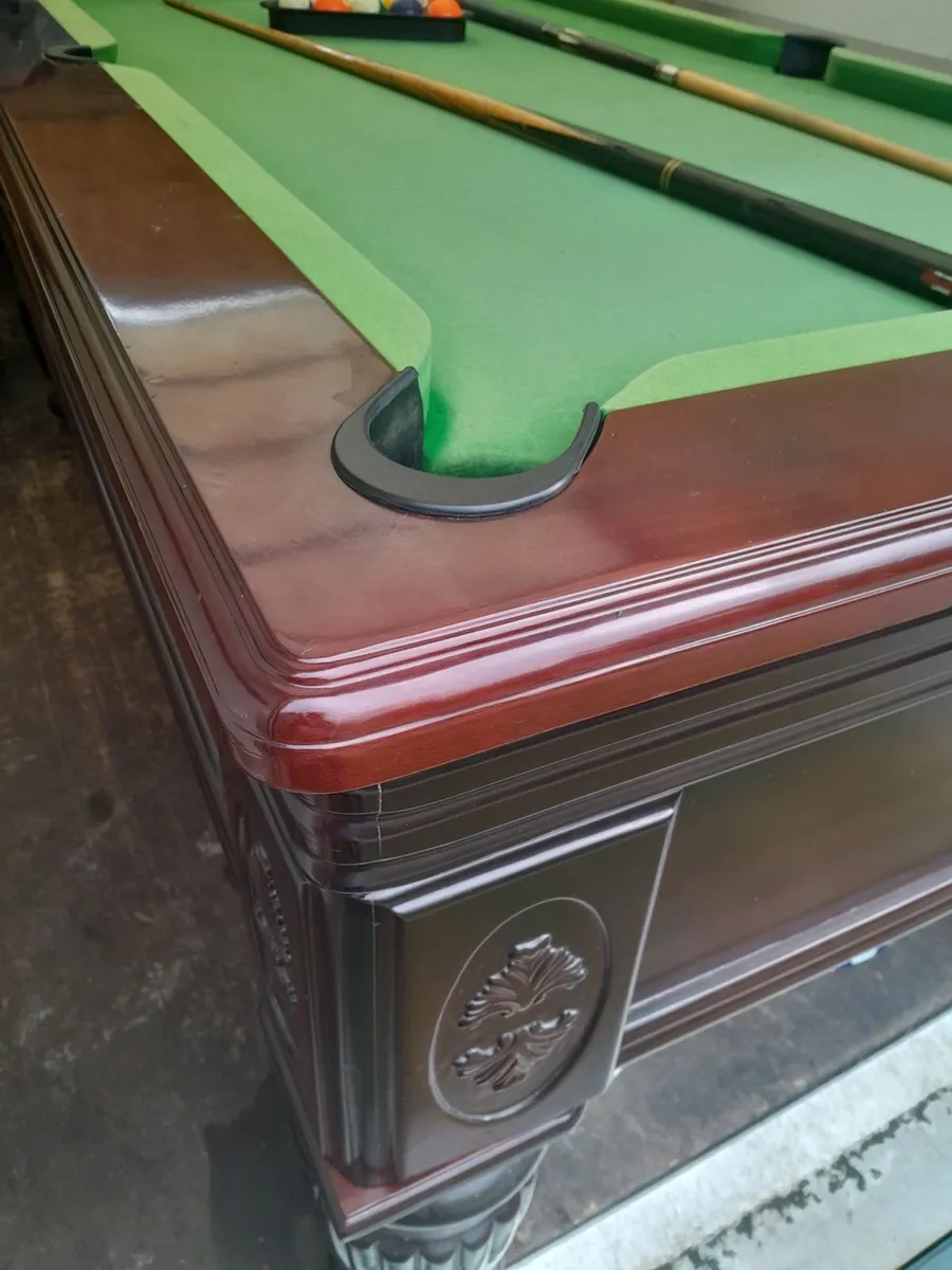 Pool table - Image 2