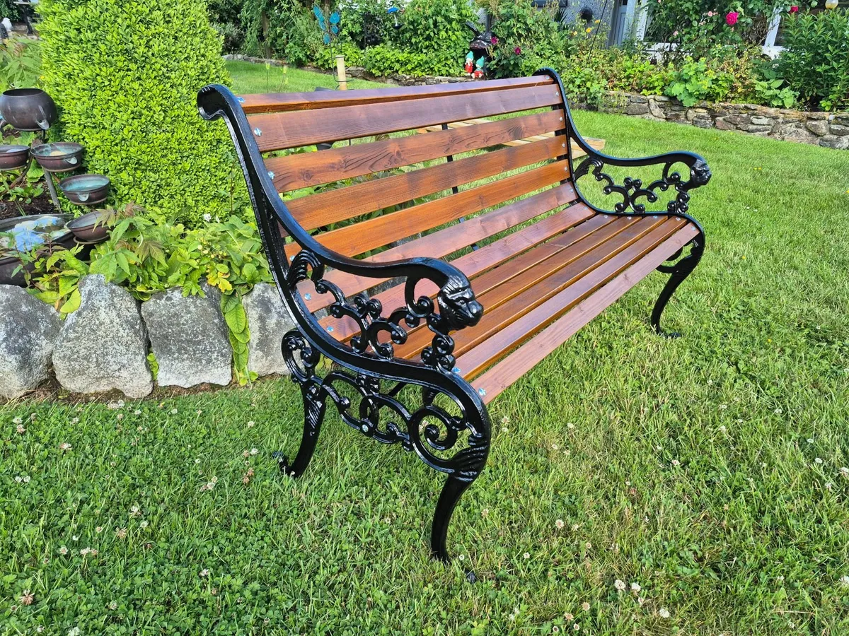 Cast iron Garden bench - Image 2